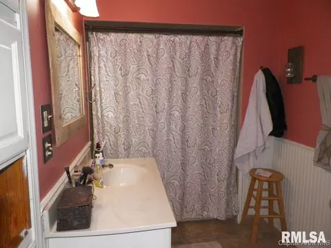 305 W Jackson St, Abingdon, IL 61410 photo 12