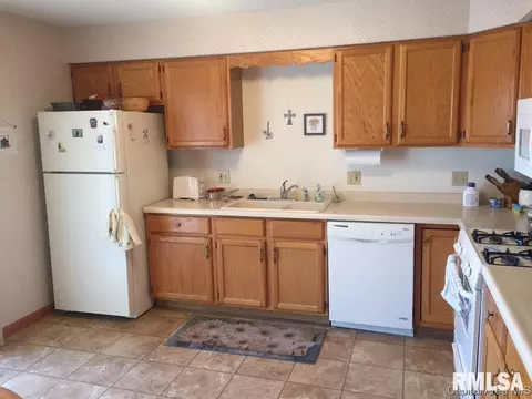 409 Bellerive Rd, Springfield, IL 62704 photo 3