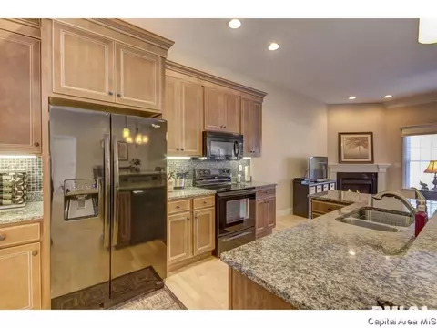 3409 Mackinaw Ln, Springfield, IL 62711 photo 12
