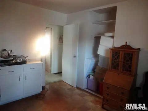 2307 E Dover Dr, Springfield, IL 62703 photo 15