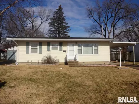 2307 E Dover Dr, Springfield, IL 62703 photo 1