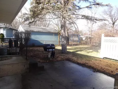 2307 E Dover Dr, Springfield, IL 62703 photo 22