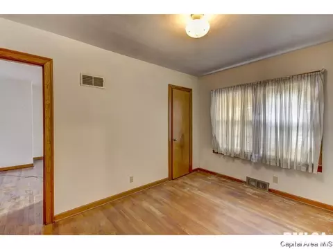 2317 S Whittier Ave, Springfield, IL 62704 photo 19
