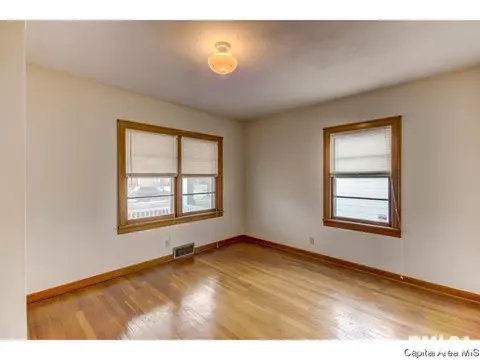 2317 S Whittier Ave, Springfield, IL 62704 photo 14