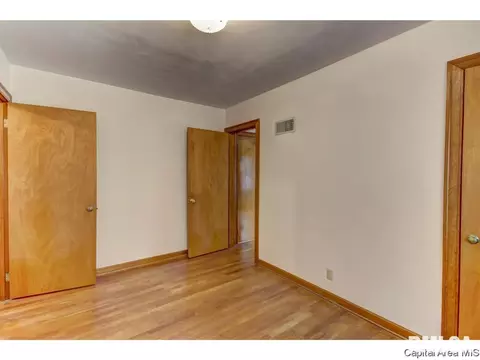 2317 S Whittier Ave, Springfield, IL 62704 photo 20