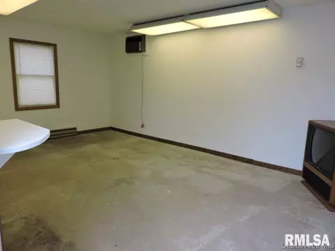 2236 E Grandview Ave, Springfield, IL 62702 photo 17