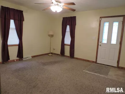 2236 E Grandview Ave, Springfield, IL 62702 photo 2