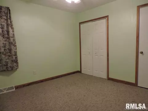 2236 E Grandview Ave, Springfield, IL 62702 photo 4