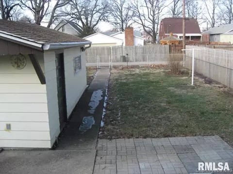 2257 S 10th St, Springfield, IL 62703 photo 19