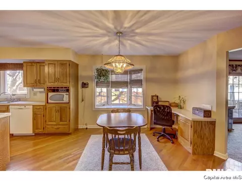 111 Golf Rd, Springfield, IL 62704 photo 11
