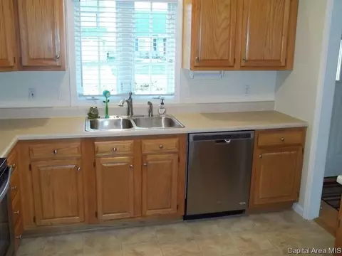 4432 Venetian, Springfield, IL 62703 photo 8