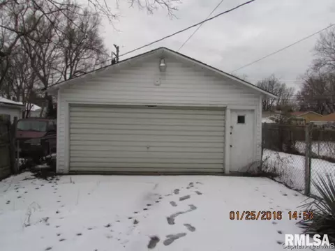 1837 S 2nd St, Springfield, IL 62704 photo 3