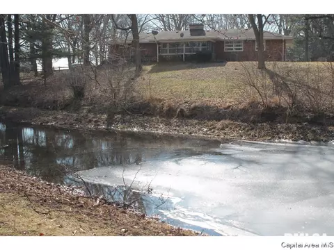 25 Sumner Ln, Springfield, IL 62707 photo 3