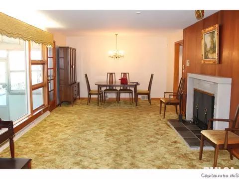 25 Sumner Ln, Springfield, IL 62707 photo 9