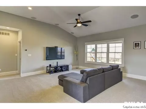 3601 Crystal Spring Dr, Springfield, IL 62711 photo 5
