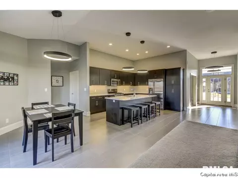 3601 Crystal Spring Dr, Springfield, IL 62711 photo 9