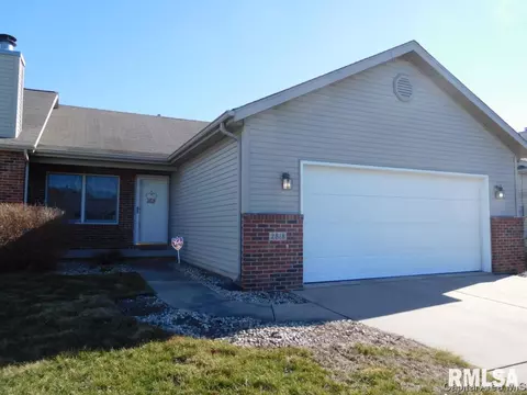 2818 Cronin Dr, Springfield, IL 62711 photo 1