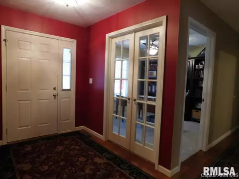 825 E Spruce St, Chatham, IL 62629 photo 6