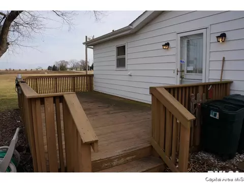 261 E Banister Rd, Springfield, IL 62707 photo 8