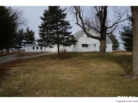 261 E Banister Rd, Springfield, IL 62707 photo 1
