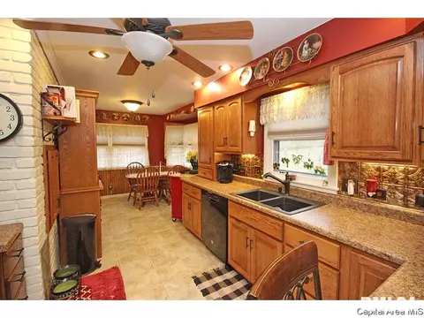 28 Arabian Spur, Springfield, IL 62702 photo 8