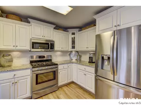 6816 Ninebark Dr, Springfield, IL 62712 photo 10