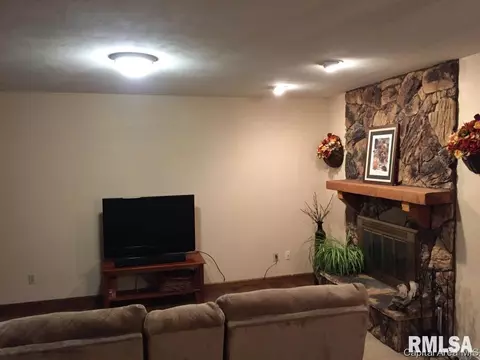 3304 Ivyton, Springfield, IL 62704 photo 9