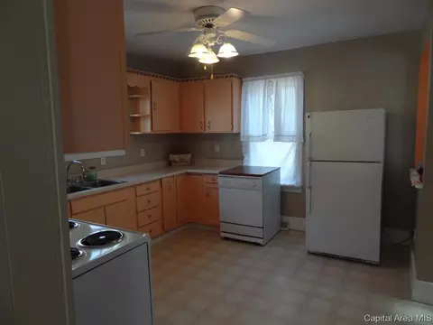 1132 N 2nd, Springfield, IL 62702 photo 6