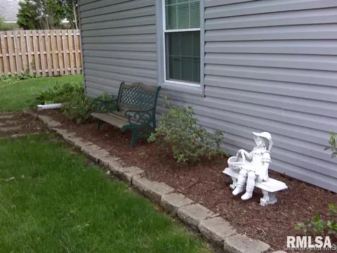 2218 Greenbriar Rd, Springfield, IL 62704 photo 11