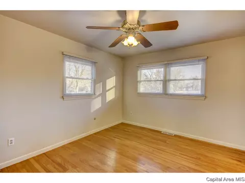 8 Nightingale Dr, Springfield, IL 62711 photo 11