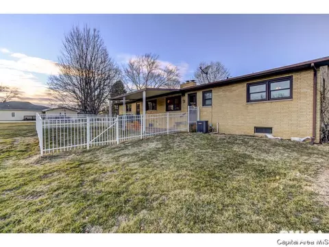 8 Nightingale Dr, Springfield, IL 62711 photo 20