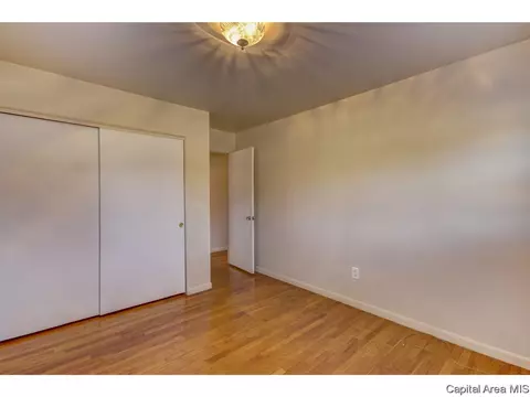 8 Nightingale Dr, Springfield, IL 62711 photo 14