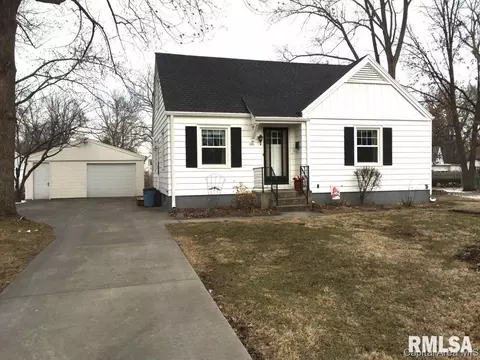 2055 Buchanan, Springfield, IL 62703 photo 1