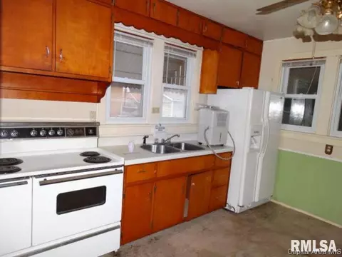 721 N Stephens, Springfield, IL 62702 photo 9