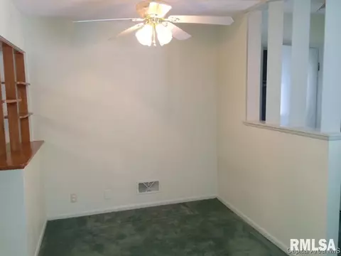 913 Westview Dr, Springfield, IL 62704 photo 6