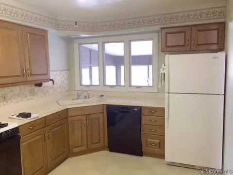 913 Westview Dr, Springfield, IL 62704 photo 9