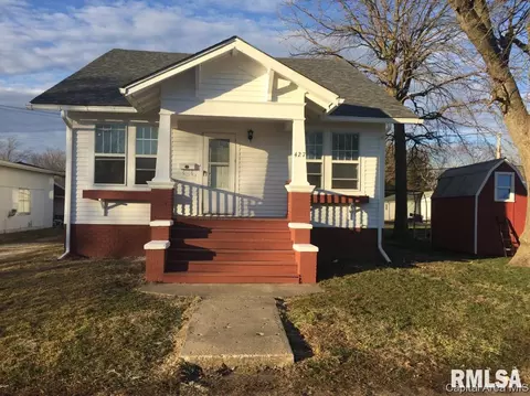 427 E Clay, Roodhouse, IL 62082 photo 1