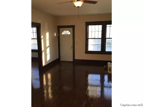 427 E Clay, Roodhouse, IL 62082 photo 11