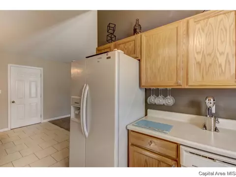 3708 Kerry Blvd, Springfield, IL 62712 photo 15