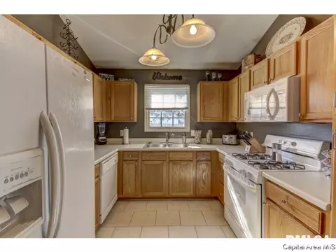 3708 Kerry Blvd, Springfield, IL 62712 photo 12