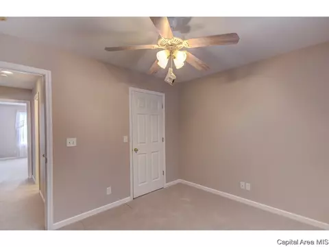 3701 Bergamot Dr, Springfield, IL 62712 photo 18