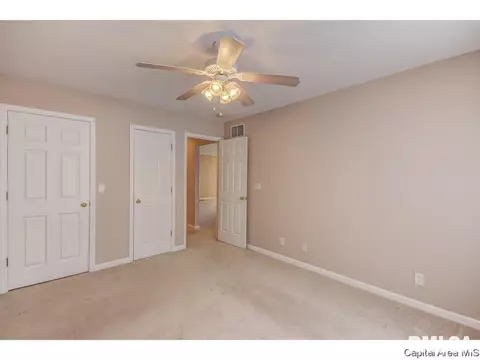 3701 Bergamot Dr, Springfield, IL 62712 photo 13