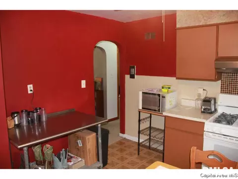 2311 S 12th Street St, Springfield, IL 62703 photo 8