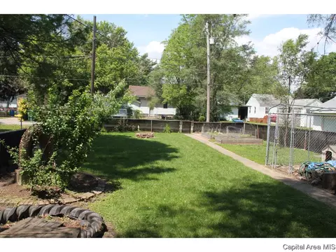 2311 S 12th Street St, Springfield, IL 62703 photo 18