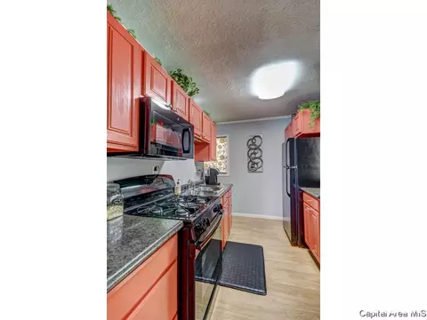 1633 N 20th St, Springfield, IL 62702 photo 12