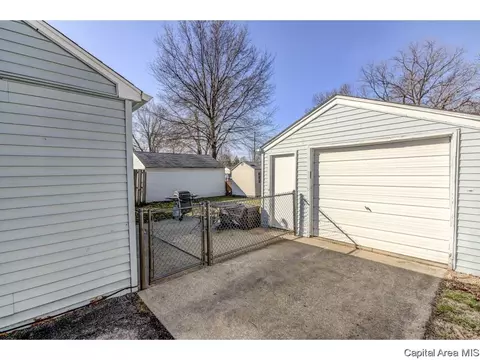 1633 N 20th St, Springfield, IL 62702 photo 31