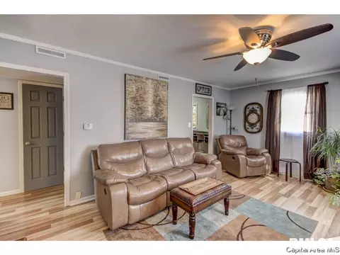 1633 N 20th St, Springfield, IL 62702 photo 6