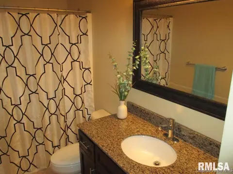 2800 E Black Ave, Springfield, IL 62702 photo 14