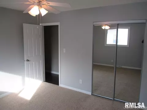 2800 E Black Ave, Springfield, IL 62702 photo 12