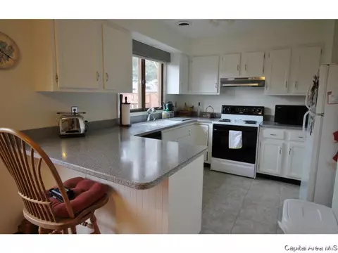 68 Brookside Pl, Springfield, IL 62704 photo 11